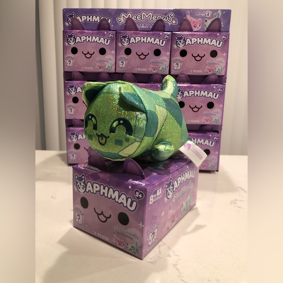 Other - Aphmau MeeMeows Litter 4 Emerald Cat